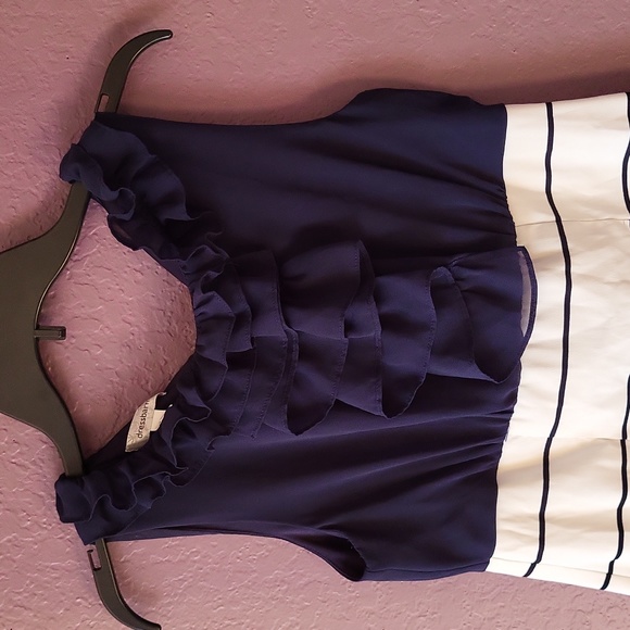 Dressbarn Ruffle Dress - Picture 2 of 12